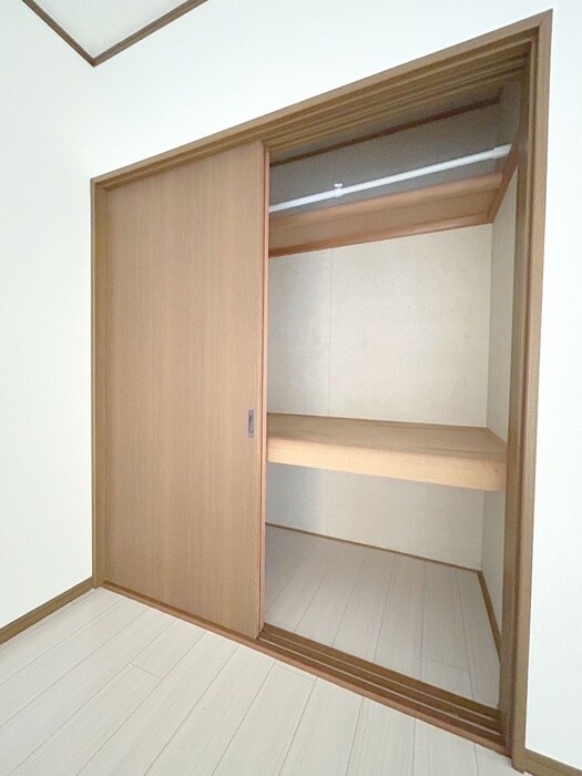 物件内観写真11　(収納)