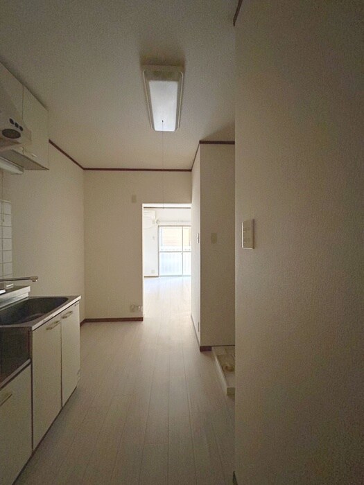 物件内観写真19　(廊下)