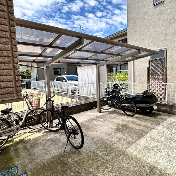 駐輪場
