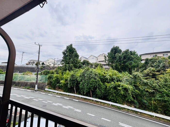 物件内観写真16　(室内からの展望)