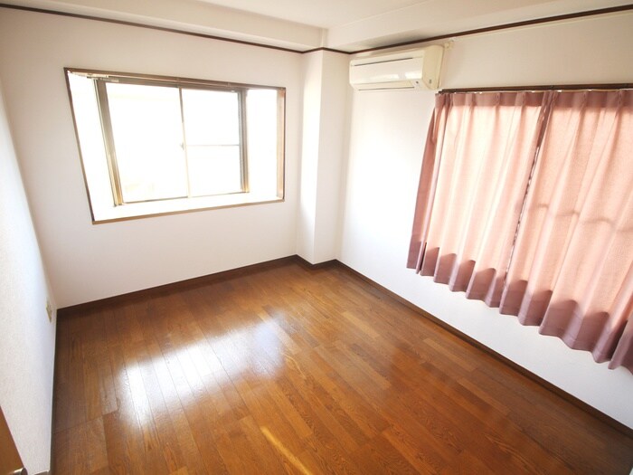 物件内観写真22　(居室)