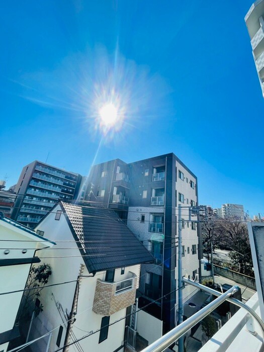 物件内観写真14　(室内からの展望)