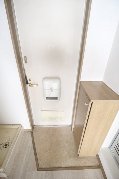 物件内観写真21　(玄関)