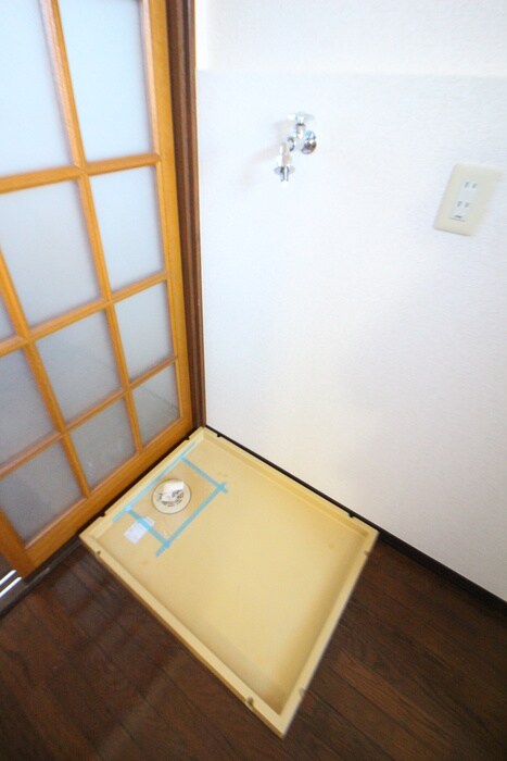 物件内観写真12　(収納)