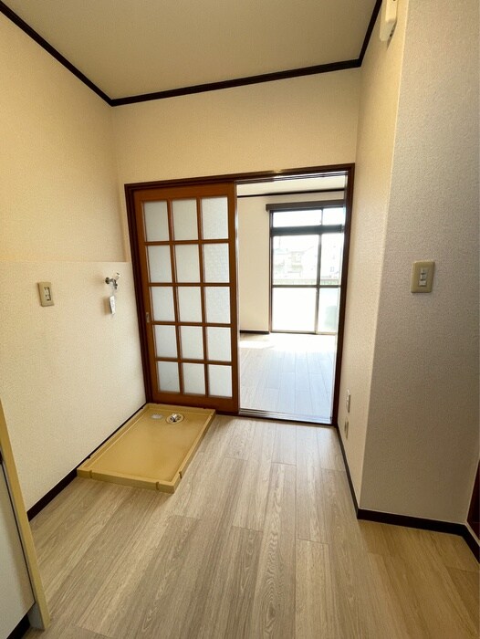 物件内観写真22　(廊下)