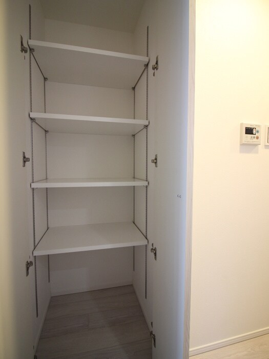 物件内観写真10　(収納)