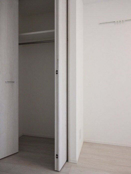 物件内観写真11　(収納)