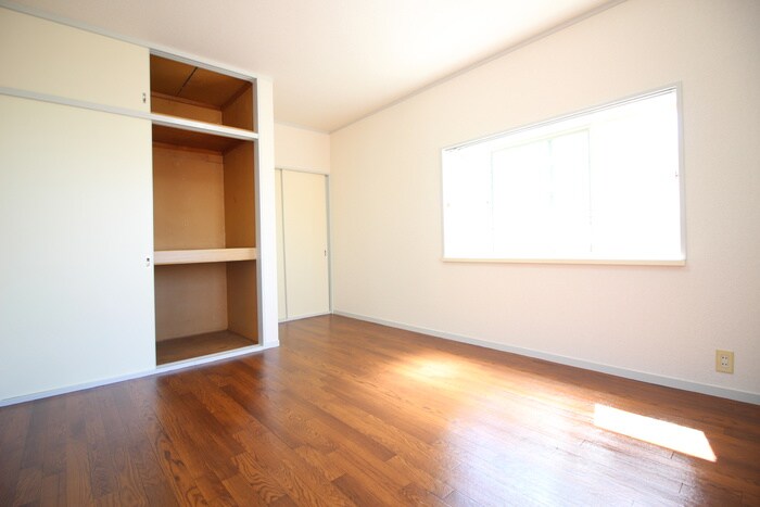 物件内観写真6　(居室)