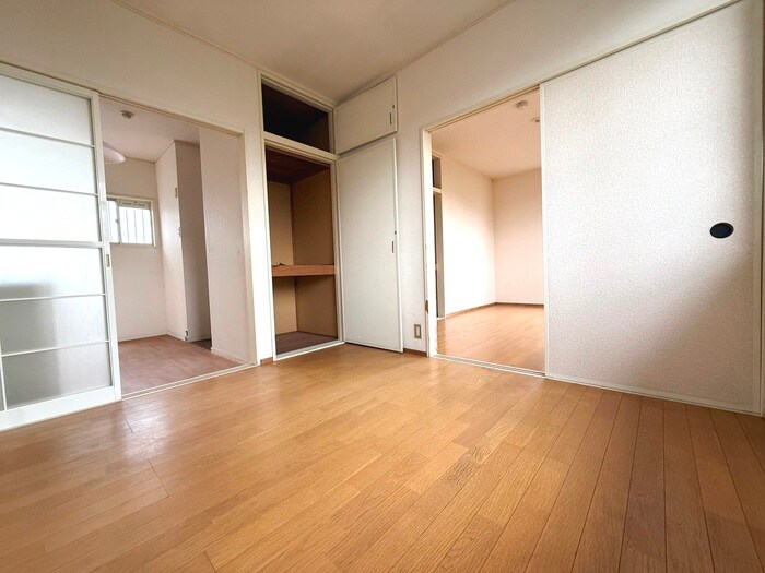 物件内観写真5　(居室)