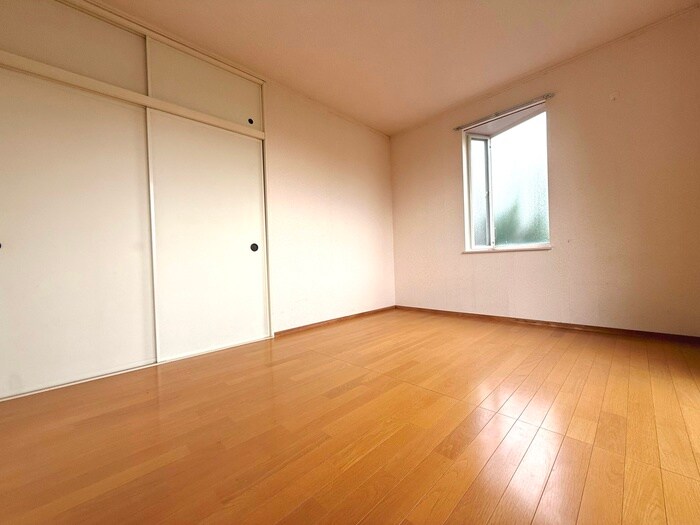 物件内観写真6　(居室)