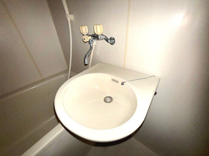 物件内観写真12　(洗面)