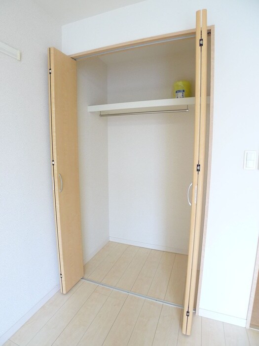 物件内観写真10　(収納)