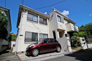 パ－シモン・ハイツ外観写真