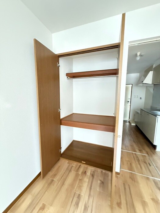物件内観写真10　(収納)