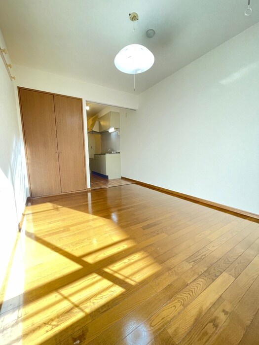 物件内観写真16　(居室)