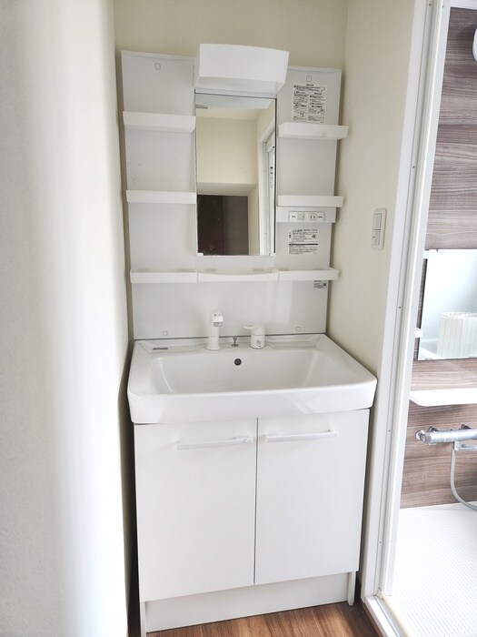 物件内観写真10　(洗面)