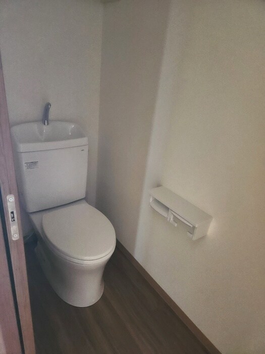 物件内観写真12　(トイレ)