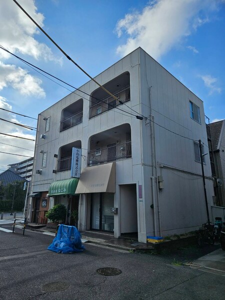 眞和マンション外観写真