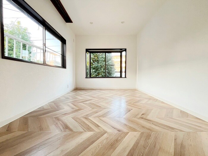 物件内観写真18　(居室)