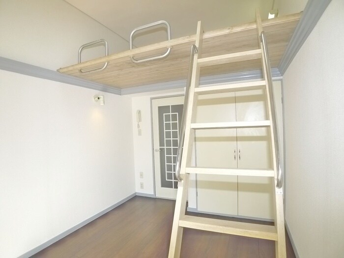 物件内観写真10　(居室)