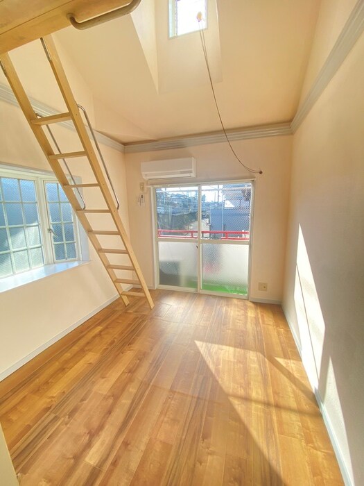 物件内観写真14　(居室)