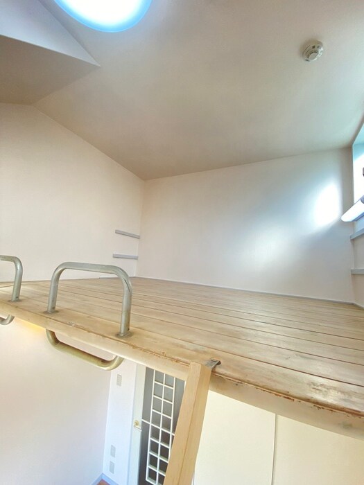 物件内観写真21　(居室)