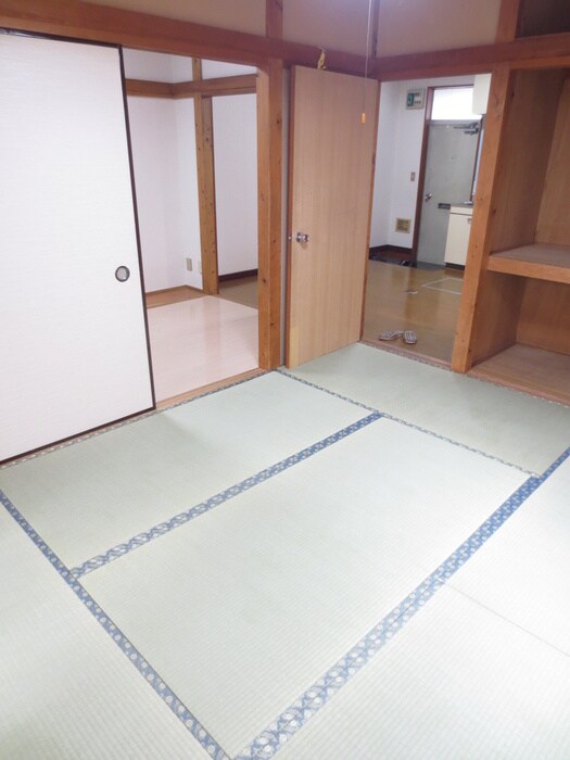 物件内観写真16　(居室)