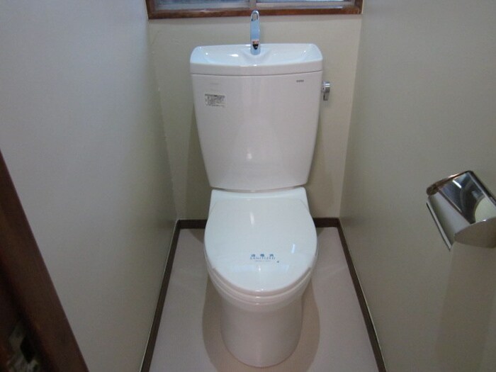 物件内観写真14　(トイレ)