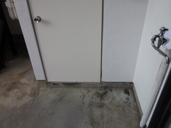 物件内観写真15　(洗濯機置場)