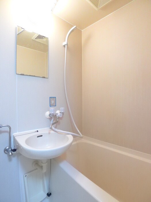 物件内観写真11　(バス／シャワールーム等)