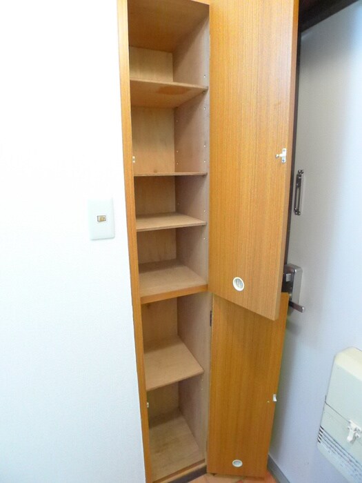 物件内観写真16　(靴箱)