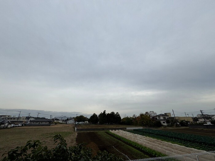 物件内観写真20　(室内からの展望)