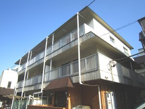 あずさコ－ポ２０外観写真