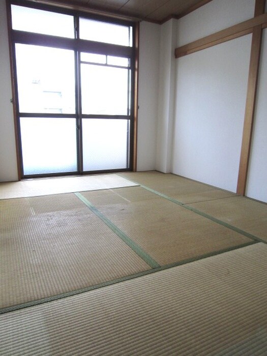 物件内観写真8　(居室)