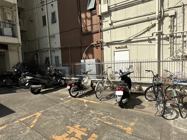 駐輪場