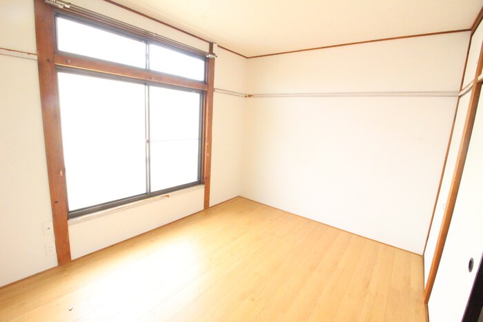 物件内観写真6　(居室)