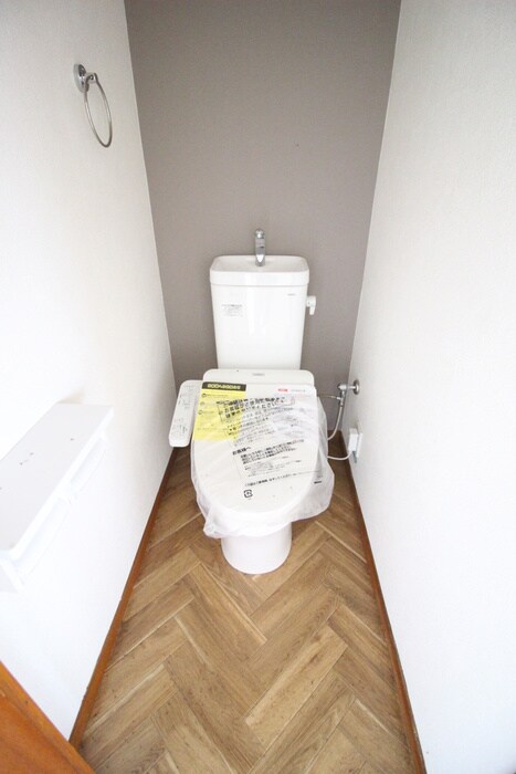 物件内観写真16　(トイレ)