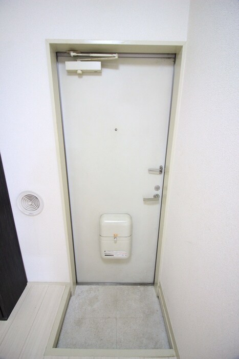 物件内観写真17　(玄関)