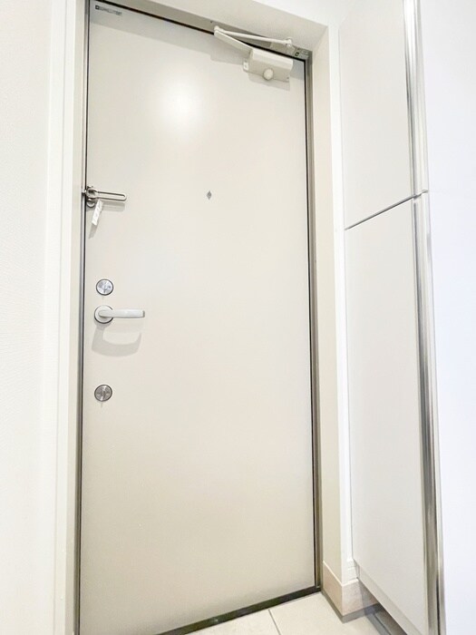 物件内観写真19　(玄関)