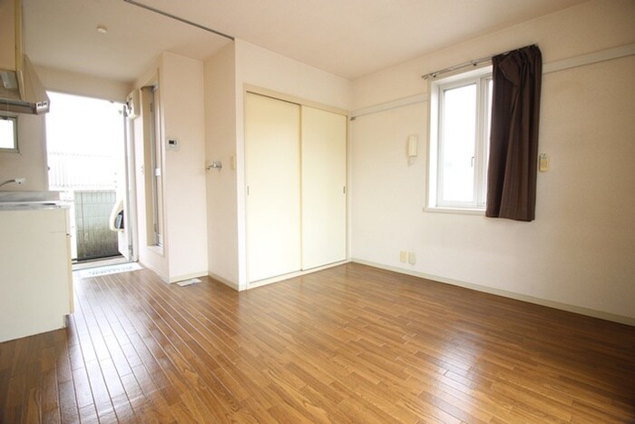 物件内観写真10　(居室)