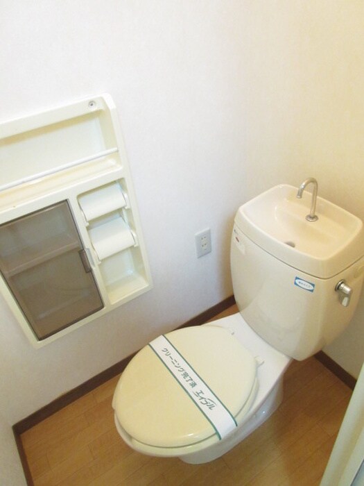 物件内観写真12　(トイレ)