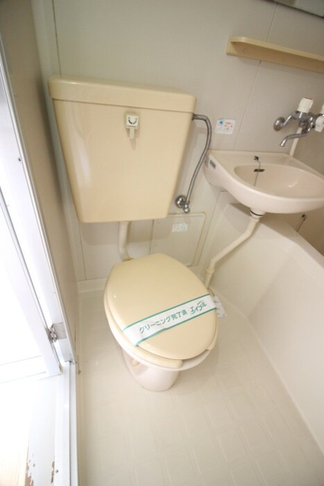 物件内観写真13　(トイレ)