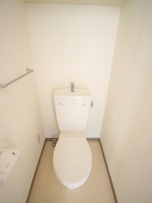 物件内観写真8　(トイレ)