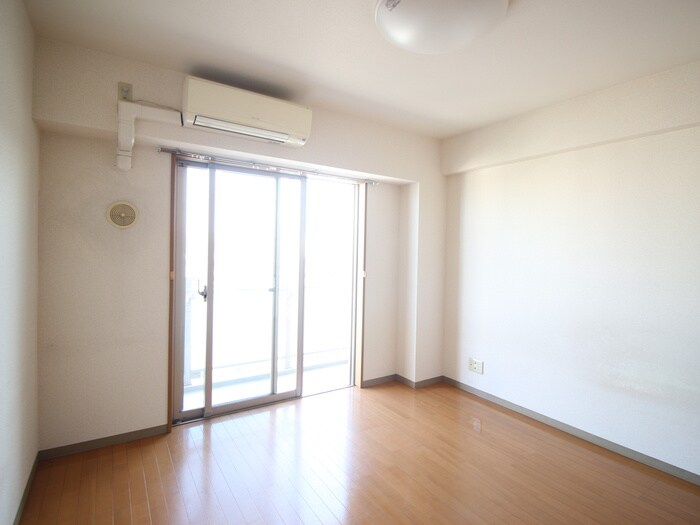 物件内観写真18　(居室)