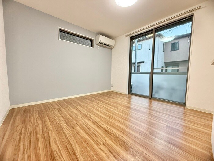 物件内観写真10　(居室)