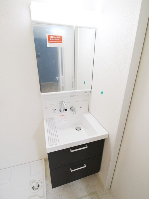 物件内観写真11　(洗面)