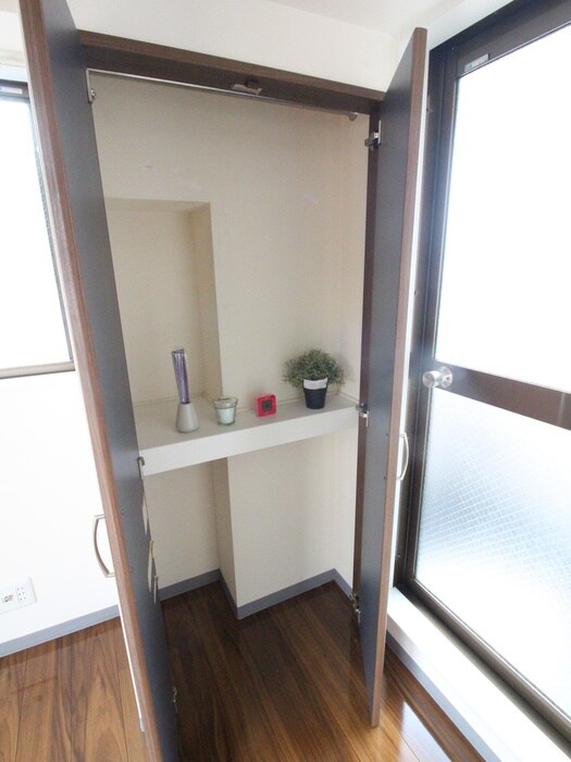 物件内観写真8　(収納)