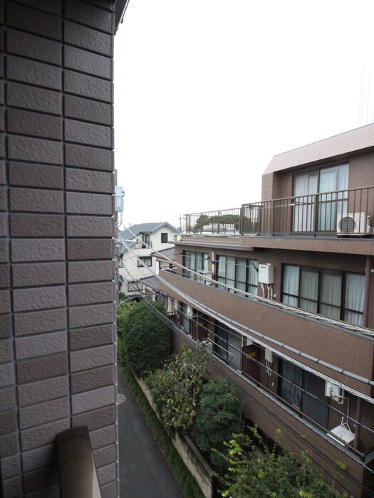 物件内観写真17　(室内からの展望)