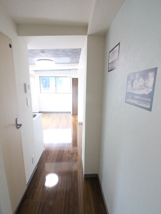 物件内観写真19　(廊下)