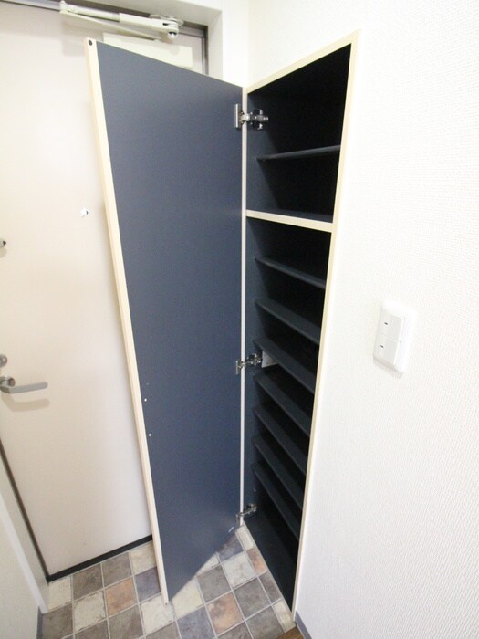 物件内観写真19　(靴箱)